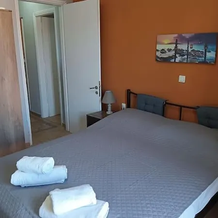 Апартаменты Canali Maisonette Kompitsion